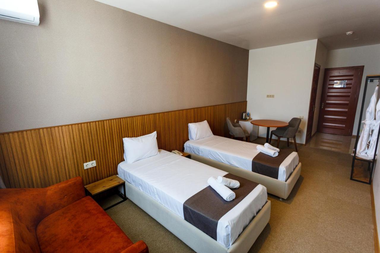 Polo Apartment Batumi Exterior photo